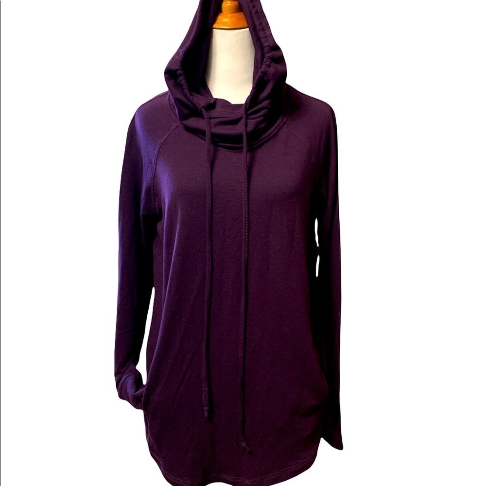 Pink clover plum color funnel neck hoodie, pockets, tunic length, new, small